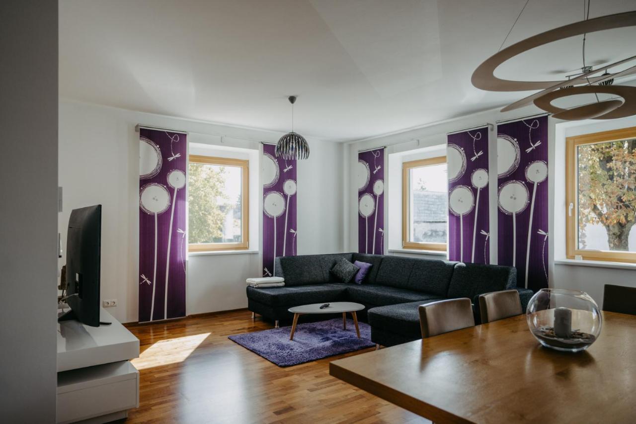 Mareli Neusiedler Stadthaus Nezsider Kültér fotó