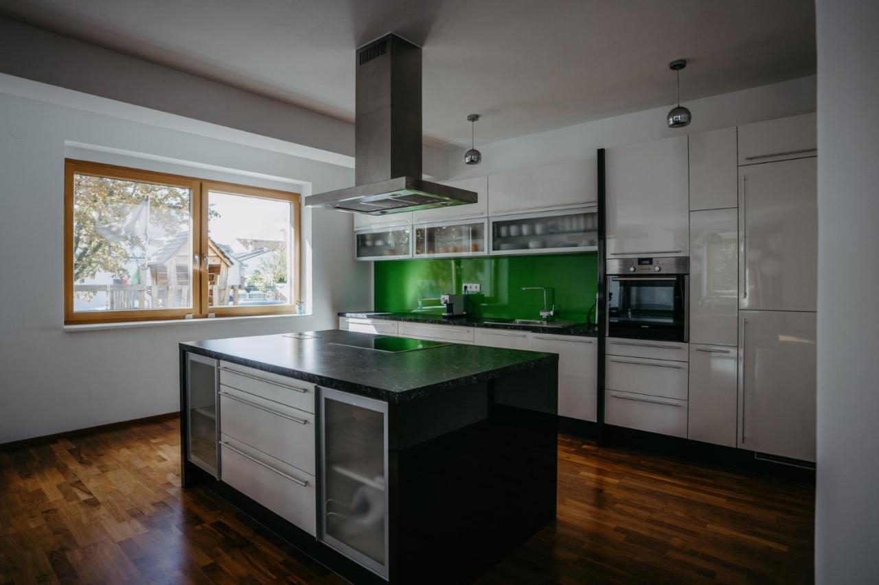Mareli Neusiedler Stadthaus Nezsider Kültér fotó