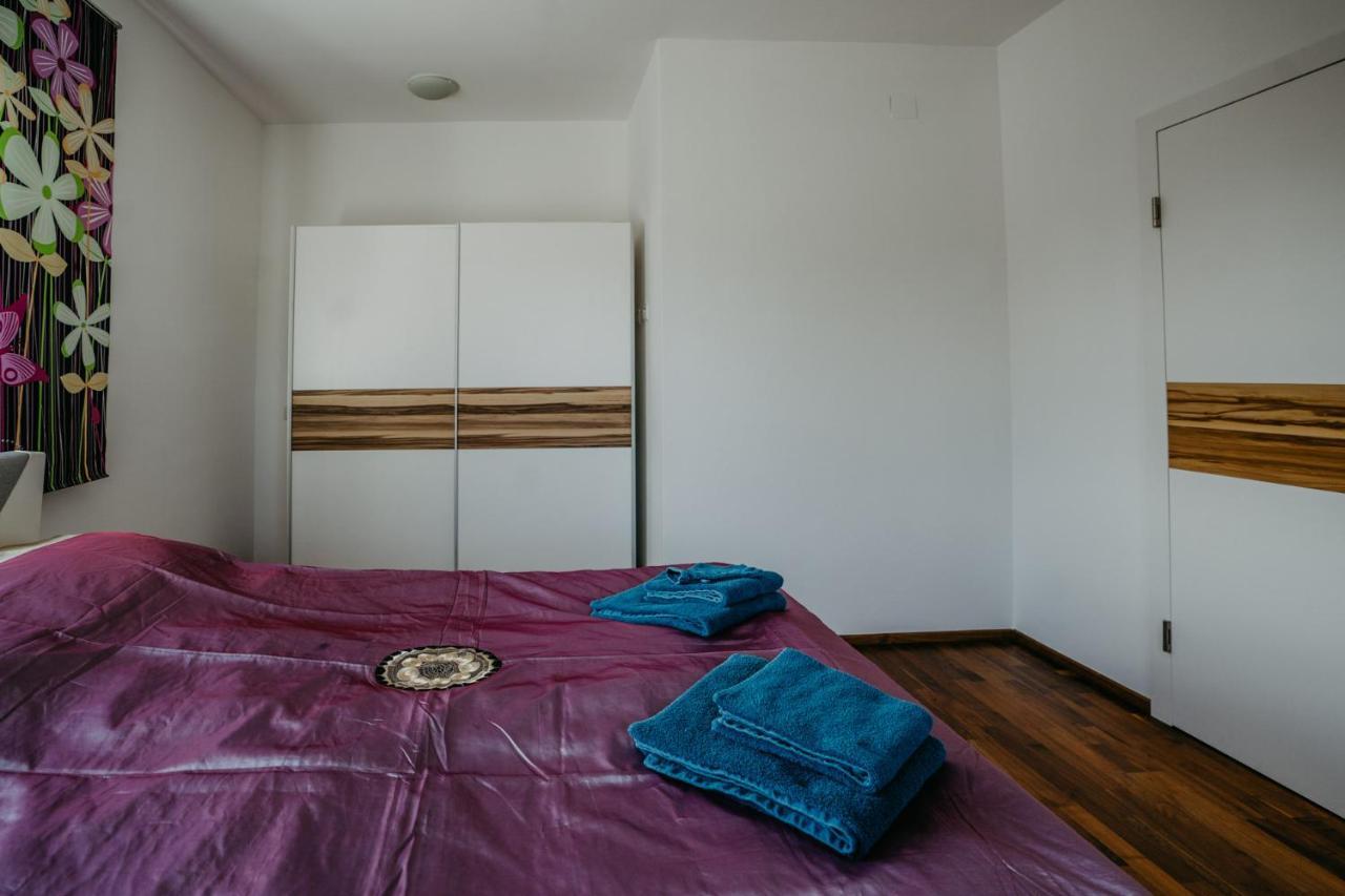 Mareli Neusiedler Stadthaus Nezsider Kültér fotó
